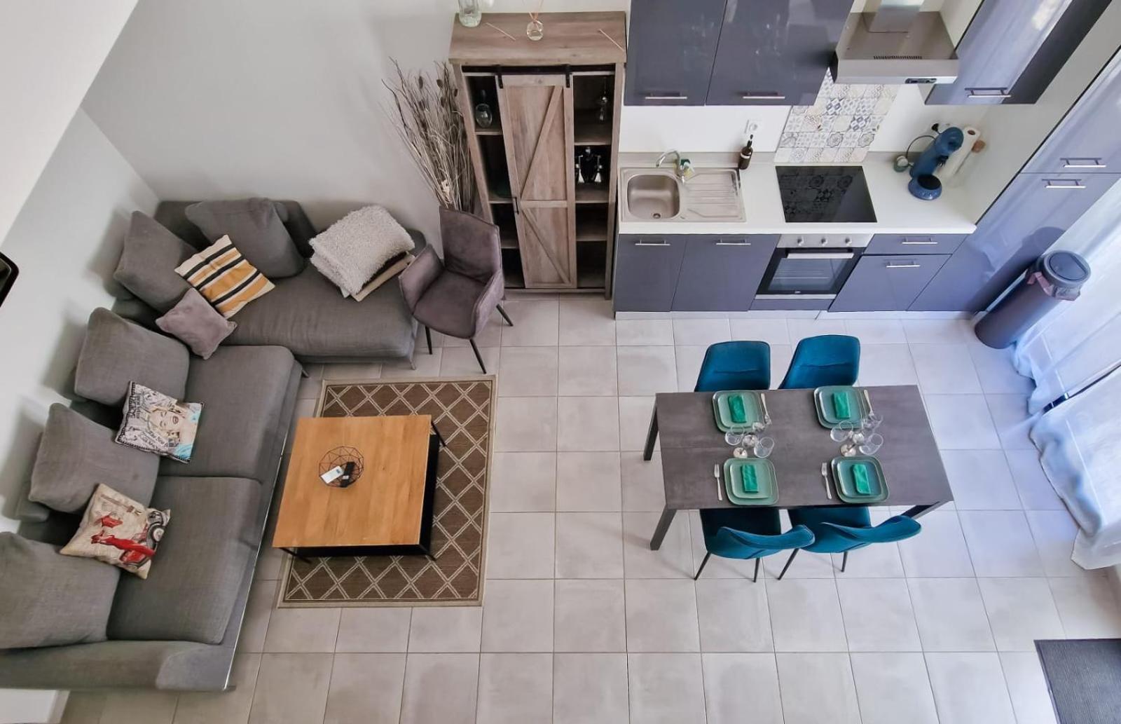 Appartement Plein Centre Bernis Esterno foto